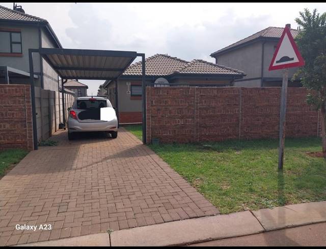 3 BEDROOM HOUSE FOR SALE IN ALBERTSDAL